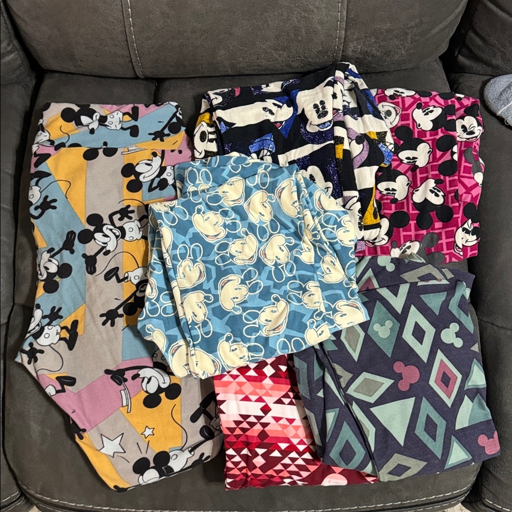 Lularoe Disney Leggings lot